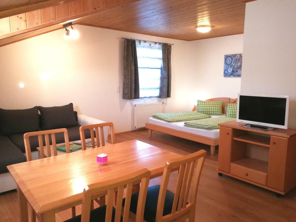 Schusterbauer Villa Koppl Buitenkant foto